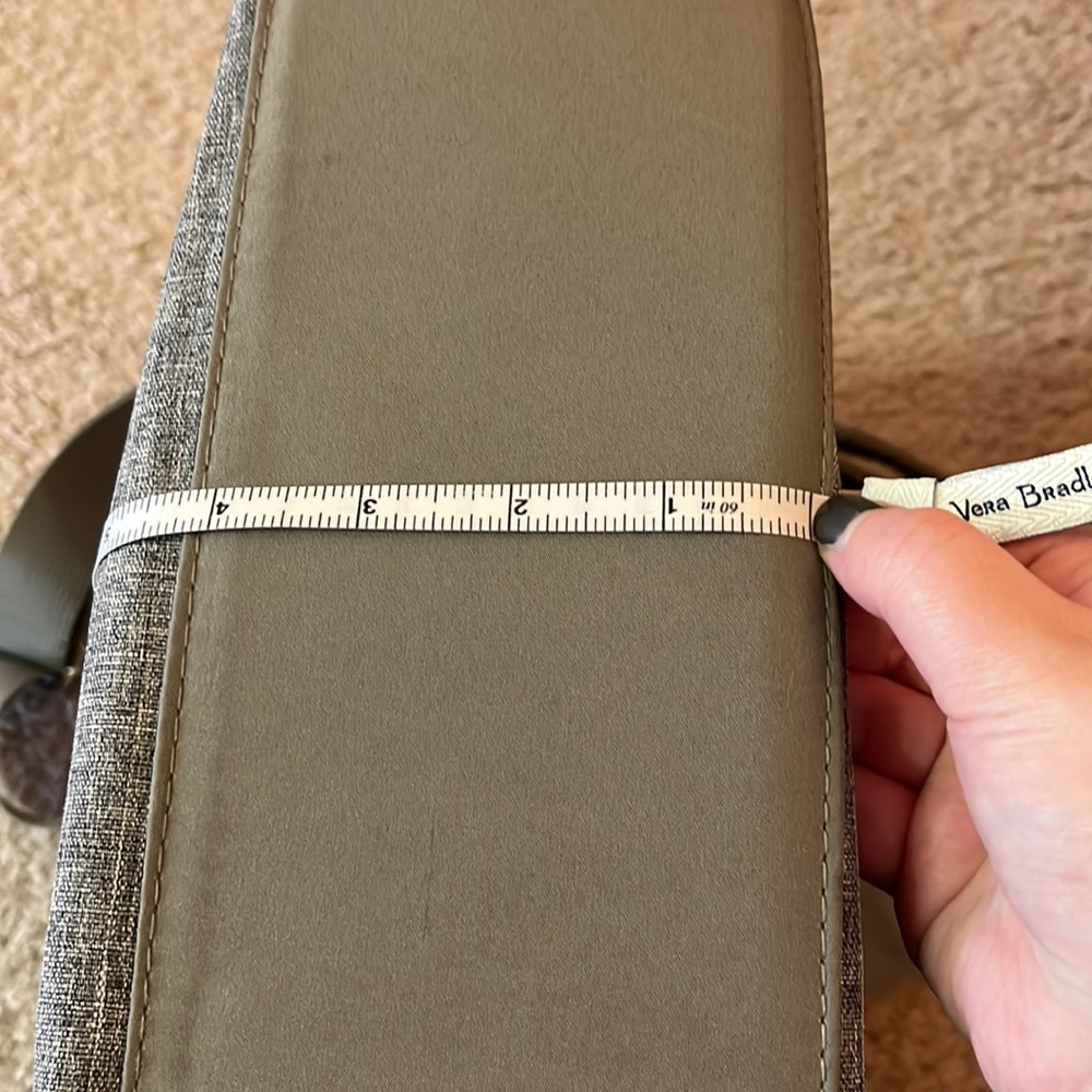 Initial R Crossbody Bag - Picture 7 of 7